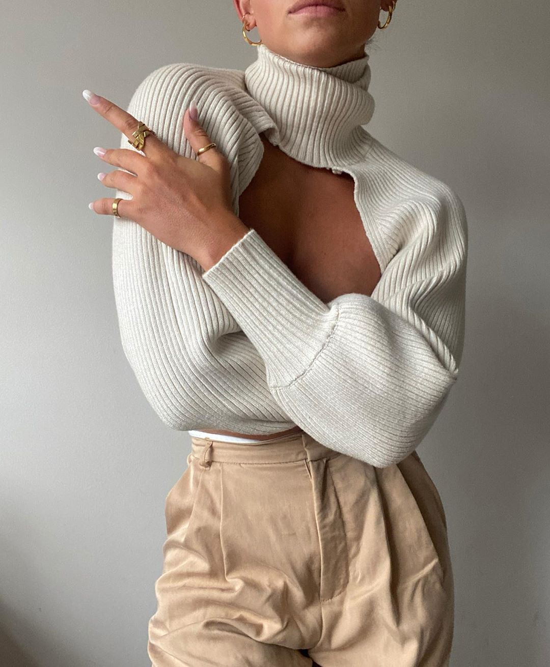 Knitted Turtleneck Sleeves by White Market